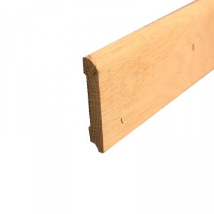 PLINTHE CHENE MASSIVE  (12 x 68 mm)